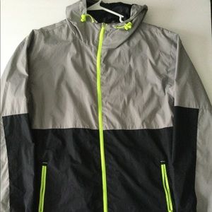 Men’s zip up windbreaker